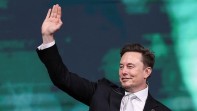 Elon Musk Percaya Diri Rencana Tesla Uji Coba Mobil Terbang