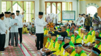 Bupati Rohil Lepas 283 Jemaah Haji Menuju Pekanbaru