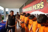 Polisi Gagalkan Jual beli Senpi Ilegal di Pekanbaru, 4 Orang Tersangka