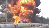 Waduh, Truk Tangki BBM Terbakar di Dumai