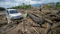 Korban Banjir Sumbar Bertambah Jadi 50 Orang, Bantuan Diterjunkan Lewat Jalur Udara