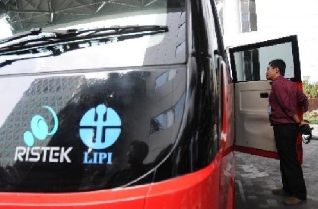  Empat Kementerian Rilis Mobil Ramah Lingkungan di APEC