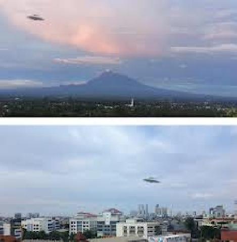 Heboh UFO Masuk ke Kawah Gunung Berapi di Meksiko