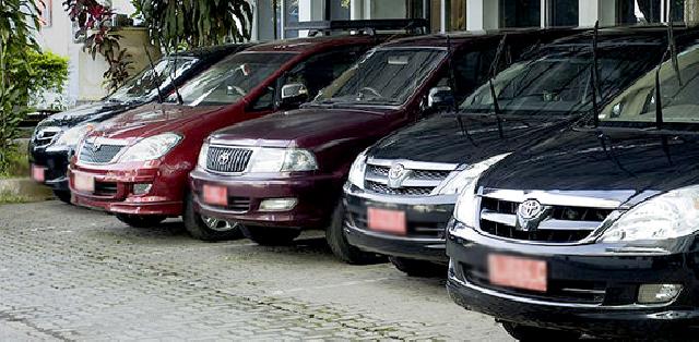  Anggota DPRD Siak Kekurangan Mobil Dinas