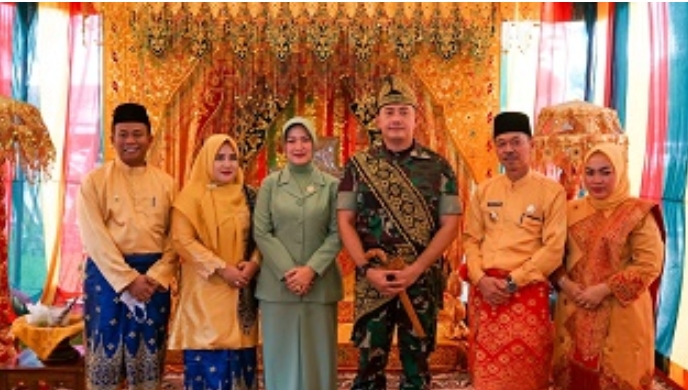 Dandim 0321 DiTabal Sebagai Datuk Paduko Setio Rajo Oleh LAM Rohil