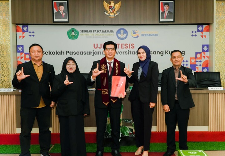 H. Mulyono Sandang Gelar Magister Manajemen Usai Sidang Tesis Perceived Stress Terhadap Beban Kerja