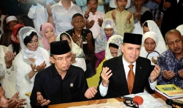  Di Istiqlal, Dubes Paraguay untuk ASEAN Masuk Islam 