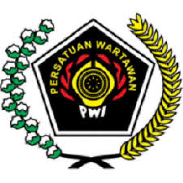  Ketua PWI Riau Lantik Pengurus PWI Pelalawan 