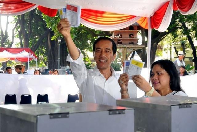  Hasil Survei: Kemenangan PDIP Bukan Faktor Jokowi