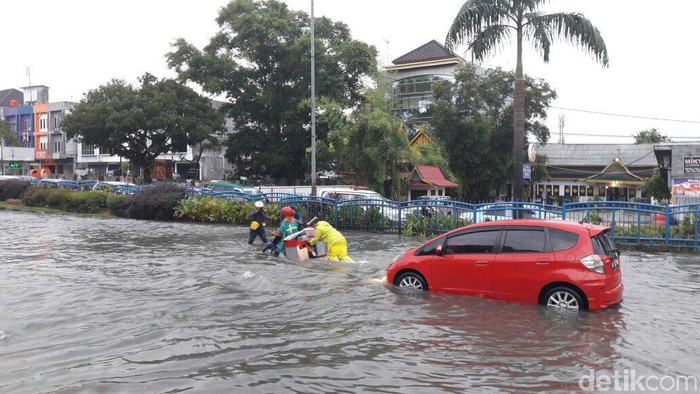 Pemerintah Pekanbaru Siapkan Master Plan Untuk Atasi Banjir