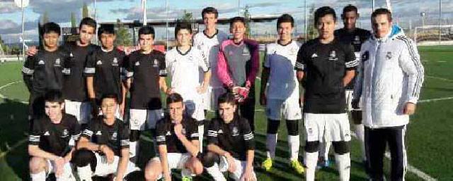  Wow, Remaja Indonesia Ini Pegang Ban Kapten Real Madrid U-15