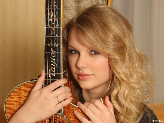 Taylor Swift Beri Rp 592 juta ke Penderita Kanker
