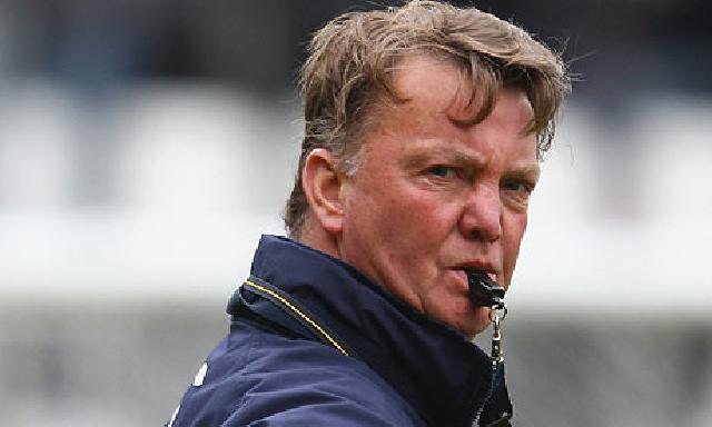  Van Gaal akan Jadi Pelatih MU Pekan Depan