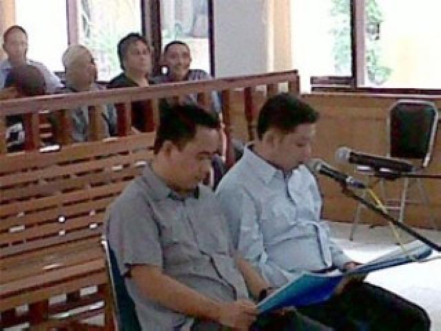 7 Anggota DPRD Riau Dituntut 5 dan 7 Tahun Penjara