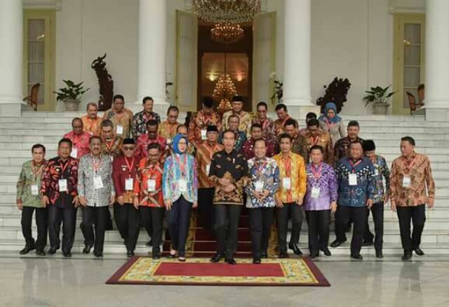 Walikota Pekanbaru Penuhi Undangan Presiden ke Istana