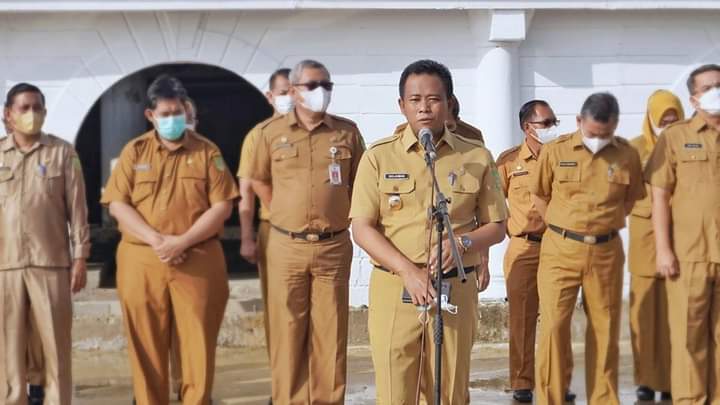 Wabup H. Sulaiman Ingatkan Kembali Kedisiplinan ASN, Saat Pimpin Apel Pagi