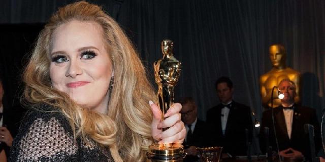 November 2015, Adele Siap Rilis Album Terbaru   