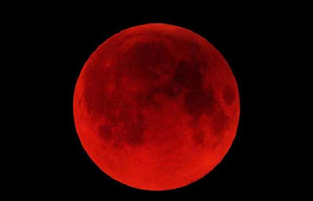 Jangan Lupa, Malam Ini Menikmati Gerhana Bulan Merah Darah