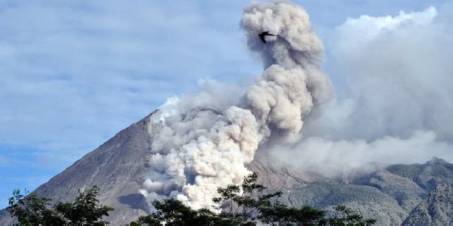 Lagi, Gunung Merapi Keluarkan Asap Sulfatara