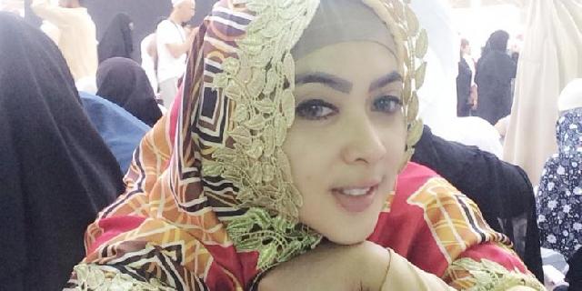  Syahrini: Rasanya Enggak Mau Pulang dari Mekkah
