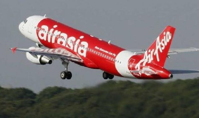  Sudah 40 Mayat Lebih Penumpang Air Asia Ditemukan