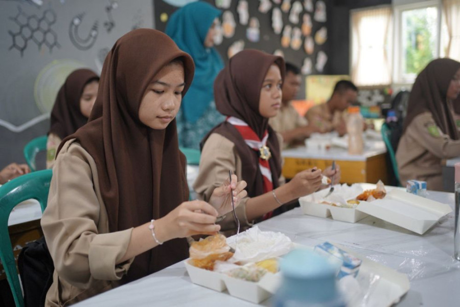 Logistik Belum Optimal, Program Makan Siang Gratis di Pekanbaru Tertunda