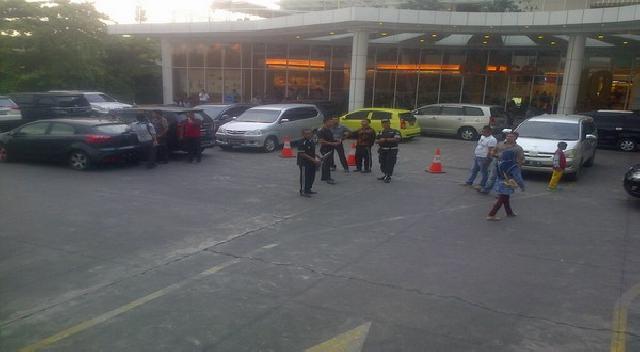  Ya Ampun, Mobil Berisi Uang Rp2 Miliar Ini Dilarikan Rampok