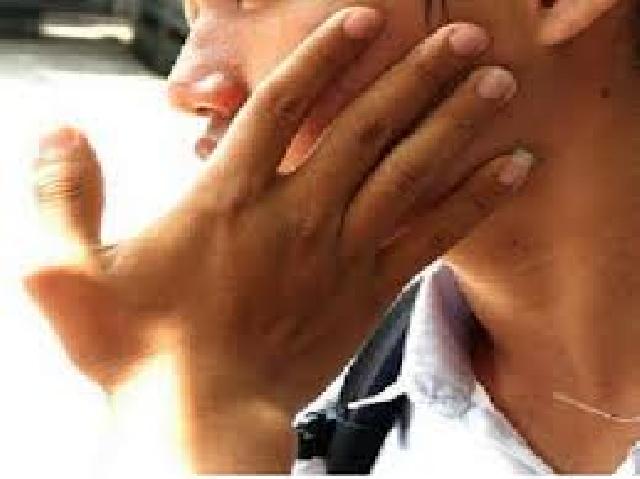 Karyawan Lion Air Itu Menangis Setelah Digampar