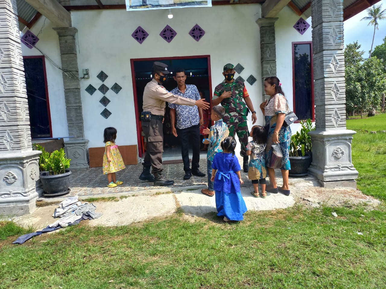 Polsek Rupat Lakukan Pengamanan Kebaktian Natal di Kecamatan Rupat