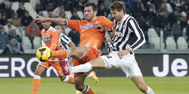 Llorente Bawa Juventus Jauhi Roma