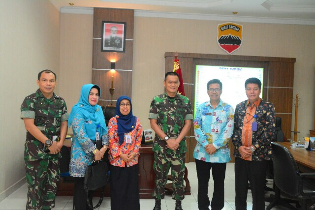 Danrem Terima Kunjungan Kepala BKKBN Riau