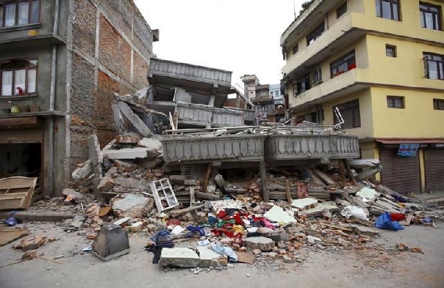  Jumlah Korban Gempa Nepal Capai 2.300 Orang