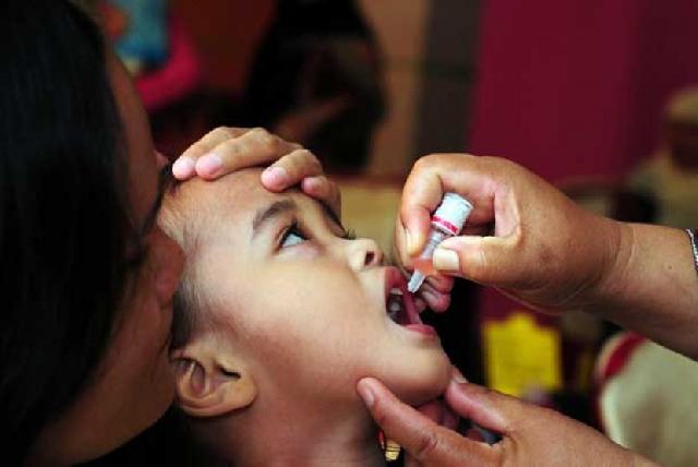 Ingat Ya, Vaksin Polio tak Bersumber dari Babi