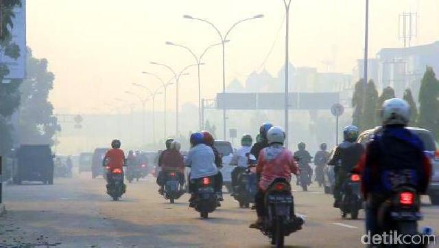 Kabut Asap Kiriman Riau Melanda Aceh, Bandara Malikul Saleh Ditutup