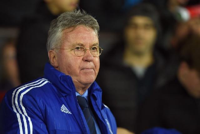 Imbang Lagi, Guus Hiddink Khawatir Chelsea Terdegradasi