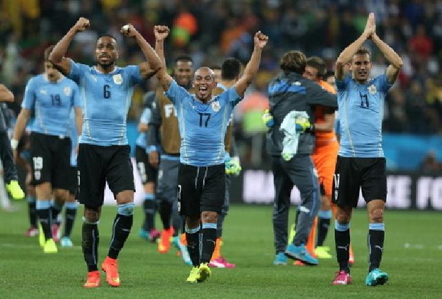 Bermain Total, Uruguay Pupuskan Harapan Inggris Untuk Menang