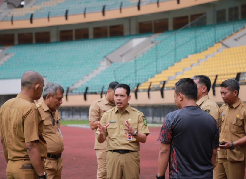 Wow, Main Sepakbola di Stadion Utama Riau Cukup Bayar Rp3 Juta