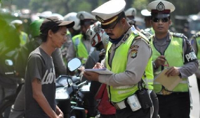 Di Jalan Riau, Tercatat Sudah 13 Nyawa Melayang 