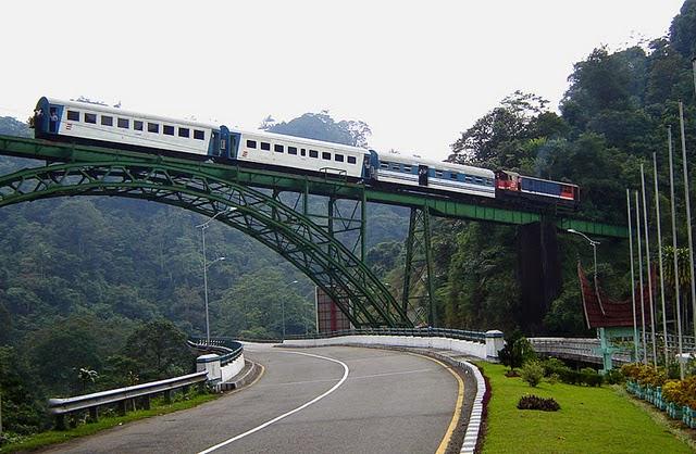 Waw, Jalur Kereta Api Lintas Sumatera Dibahas Lima Gubernur