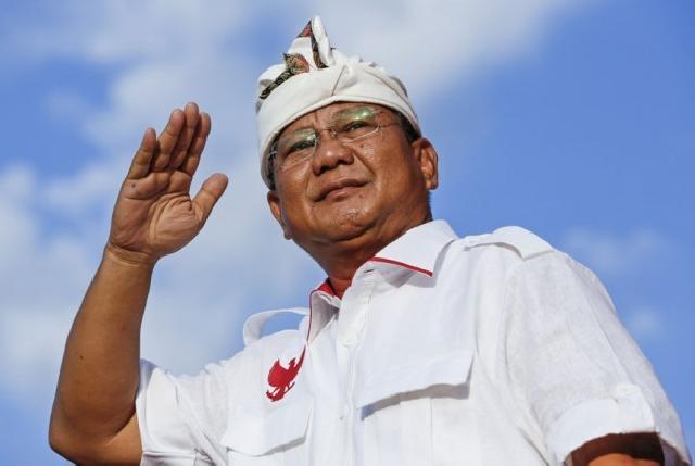  Kubu Prabowo-Hatta Bantah Terima Sumbangan Asing