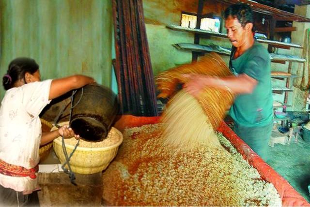  Perajin Tahu Tempe Rugi Rp700.000 Per Hari