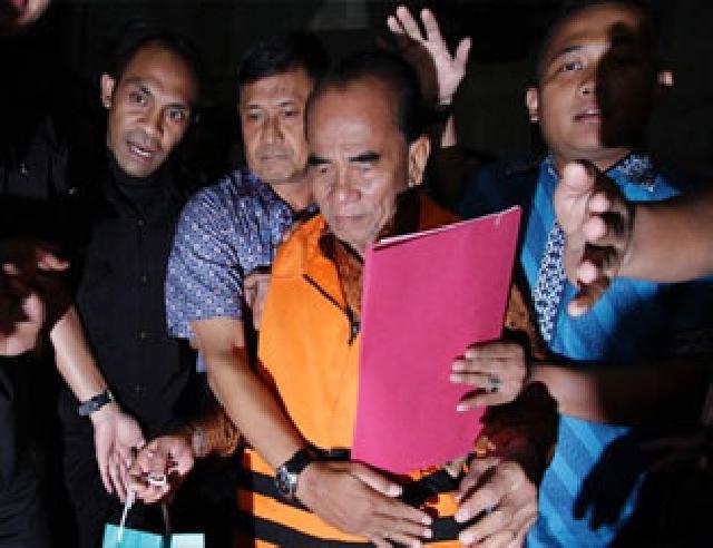 KPK Sudah Periksa 15 Saksi Kasus Gubernur Riau