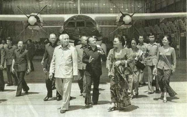 BJ Habibie: Ide Buat Pesawat Bukan dari Saya, Bukan Soeharto, dan Juga Soekarno
