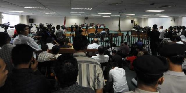 Hakim Vonis 4 Anggota DPRD dalam Suap PON Riau