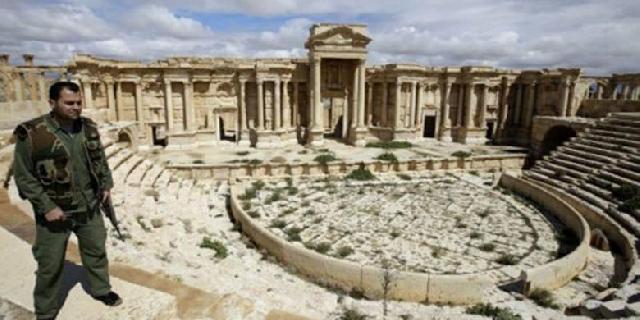 ISIS Pasang Ranjau Darat di Palmyra