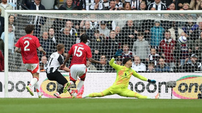 Setan Merah Hancur Lebur Dilibas Newcastle 4-1