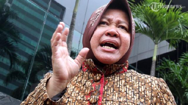 Risma Tak Jawab Tegas Bertahan Jadi Wali Kota Surabaya