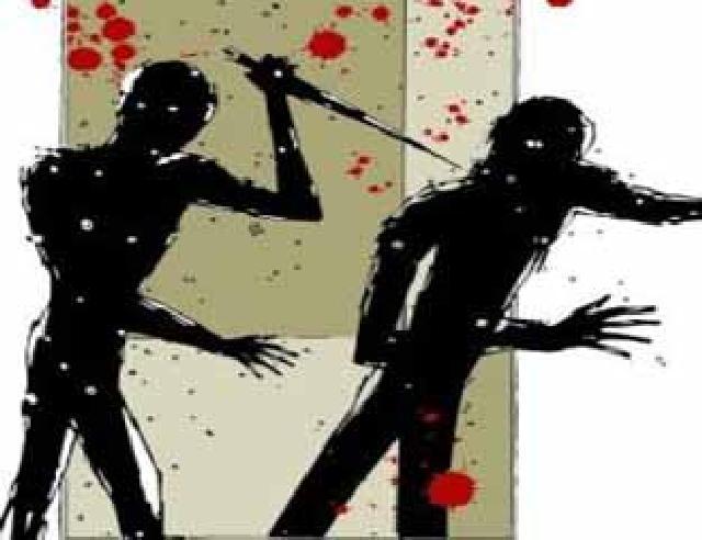 Cemburu, Istri Membabi Buta Bacok Suami
