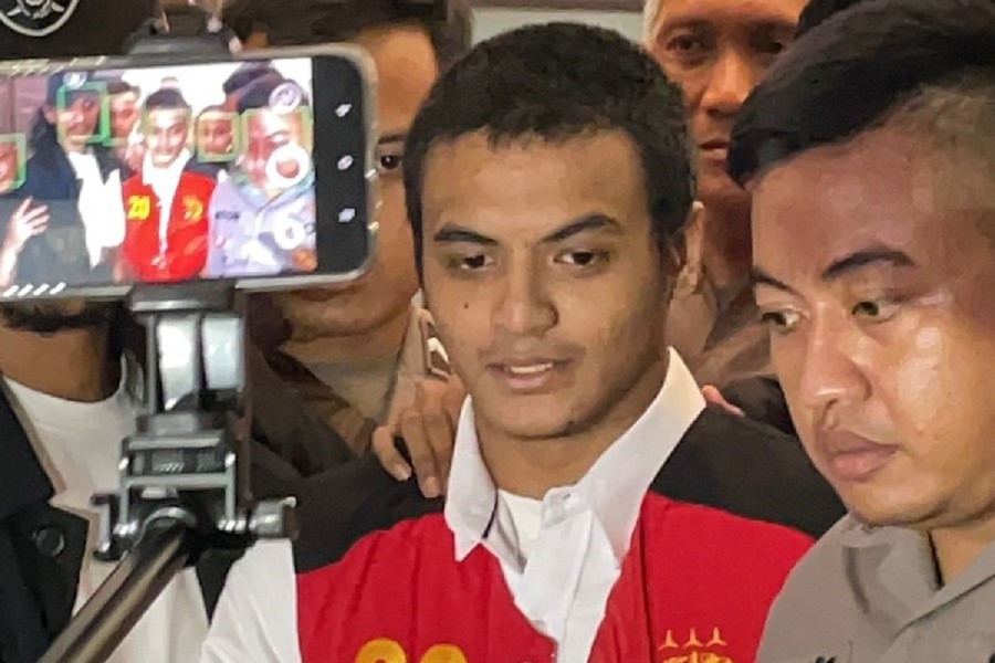 Selain Denda 1 Miiliar, Vadel Badjideh Dituntut 12 Tahun Penjara di Kasus Asusila
