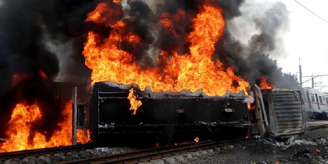   Ya Ampun, 1 Korban KRL vs Truk Tangki Harus Diamputasi